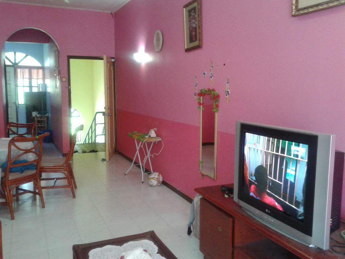 Seri Lagenda Apartment Куах Экстерьер фото